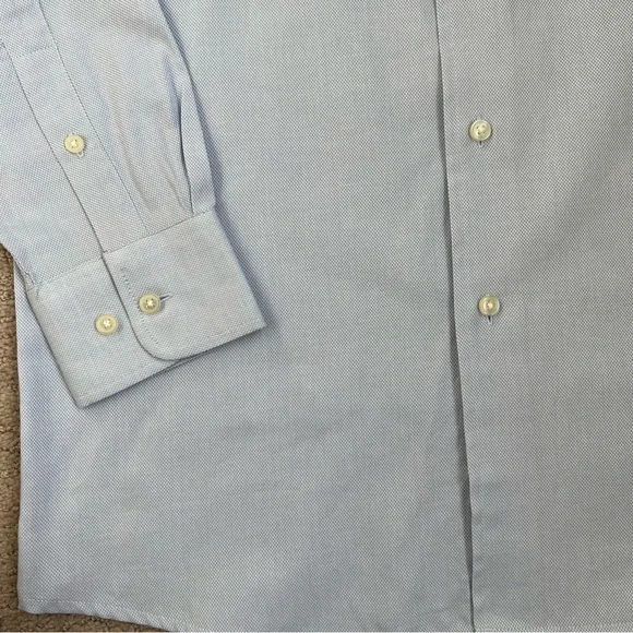 Men’s Slim Fit Button Up - Picture 5 of 7